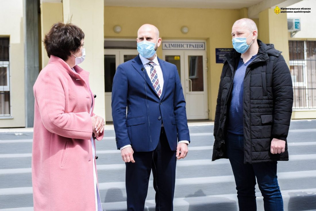 Нардеп посприяв ремонту апарату штучної вентиляції легень Кіровоградської обласної лікарні