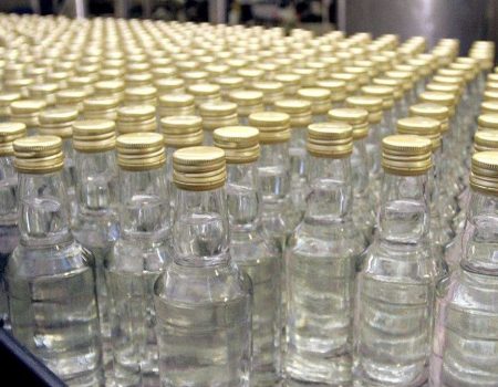 На Кіровоградщині з незаконного обігу вилучили 17 тисяч літрів алкогольних напоїв