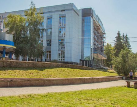 На Кіровоградщині рекомендують звільнити секретаря міськради через тривалу відсутність
