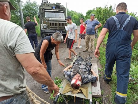У Бобринецькому районі водій мопеда впав із греблі. ФОТО
