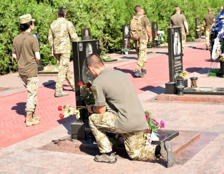 У Кропивницькому вшанували пам’ять загиблих воїнів 3-го окремого полку спеціального призначення