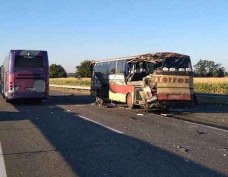 На Кіровоградщині зіштовхнулися автобуси, є загиблі й травмовані. ДОПОВНЕНО