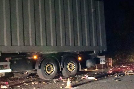 На Кіровоградщині зіштовхнулися дві вантажівки. ФОТО