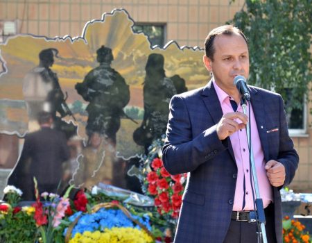 На Кіровоградщині зареєстрували кандидатом “двійника” міського голови Новомиргорода