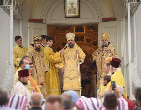 Предстоятель Православної церкви України Епіфаній освятив новий храм на Кіровоградщині