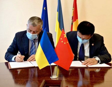 Голова ОДА Андрій Назаренко підписав меморандум про співпрацю з китайською діаспорою