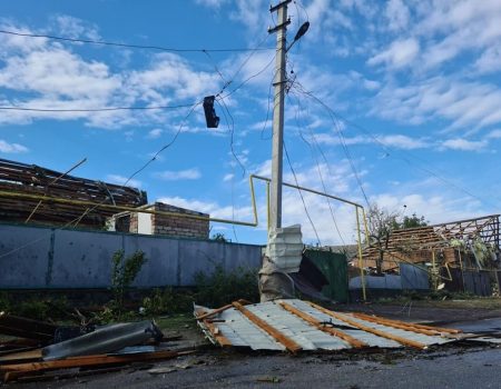 В “Екостайлі” розповіли, куди дівати будсміття, та долучилися до ліквідації наслідків стихії в Кропивницькому