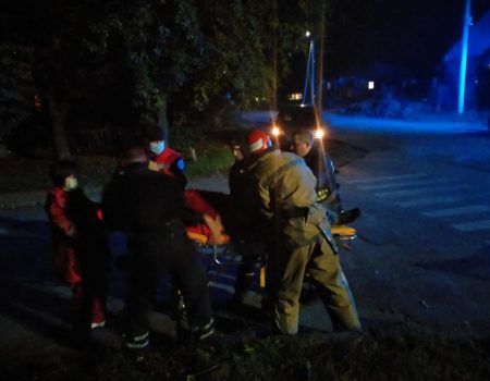 У Добровеличківці деблокували із понівеченої автівки двох постраждалих у ДТП. ФОТО