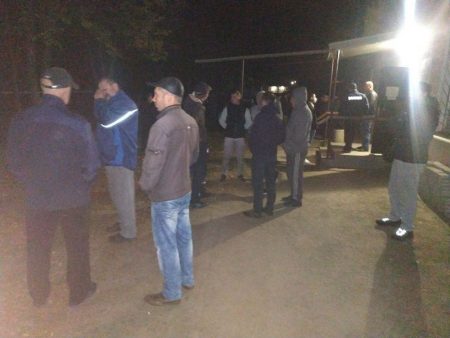 На Кіровоградщині голова ТВК намагався винести печатку з приміщення комісії