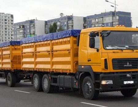Патрульні контролюють в’їзд вантажівок до Кропивницького