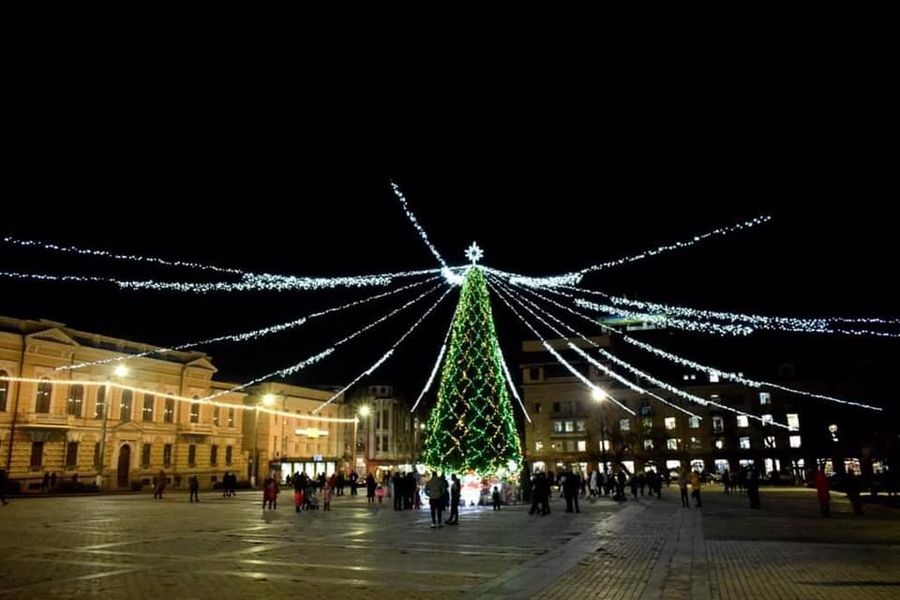 В Кропивницькому відкрили новорічну ялинку. ФОТО