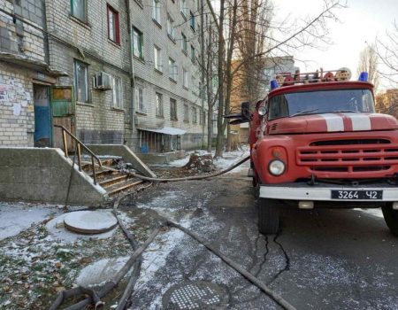 Кіровоградщина: у Світловодську сталася пожежа в квартирі 5-типоверхівки, врятували 2 людей
