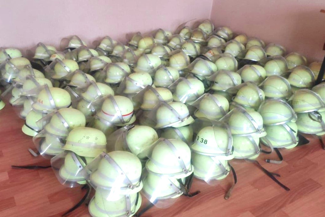 Рятувальники Кіровоградщини отримали шоломи від гуманітарної місії ЄС