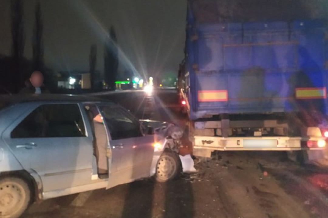 У Кропивницькому водій Chery напідпитку протаранив вантажівку Фото 1
