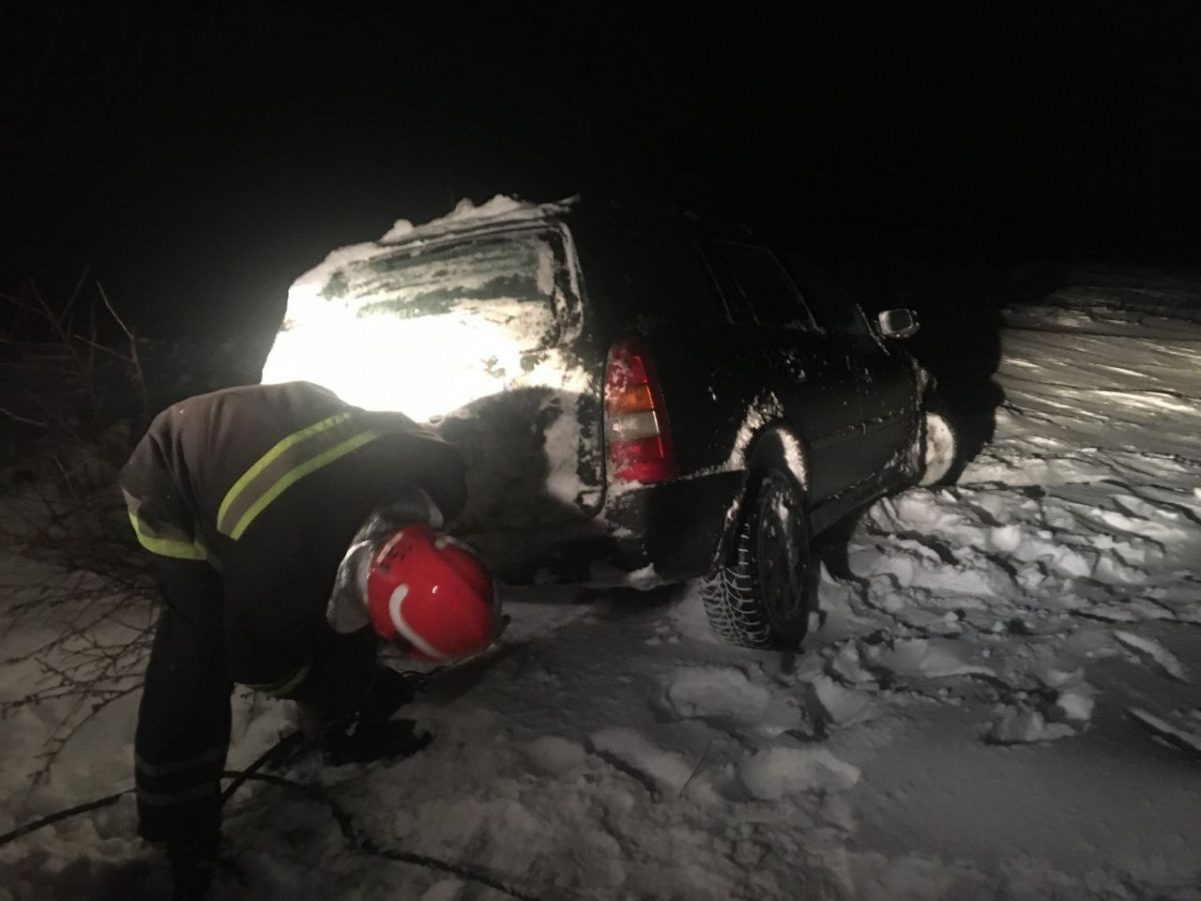 Пів сотні водіїв потребували допомоги рятувальників на дорогах Кіровоградщини Фото 4