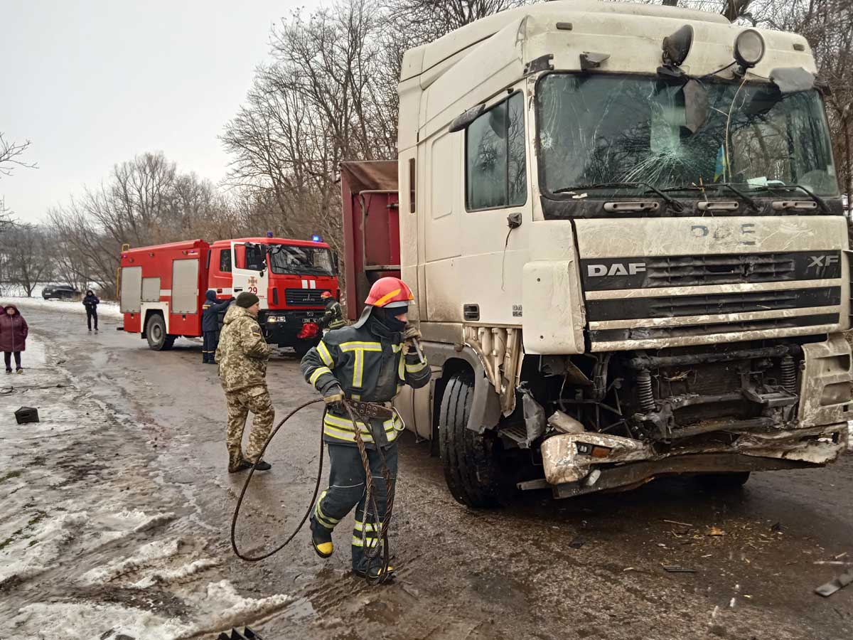 авто, вантажівка, ДСНС, ДТП, кропивницький, кіровоградська область, кіровоградщина, новости кировограда, новости кропивницкого