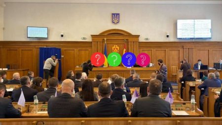 На сайті Кіровоградської облради приховали нові умови праці голови і заступників? ВІДЕО