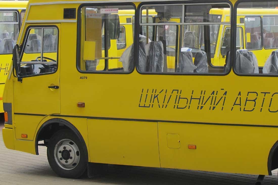 На Кіровоградщині через погоду не виїхали більше половини шкільних автобусів