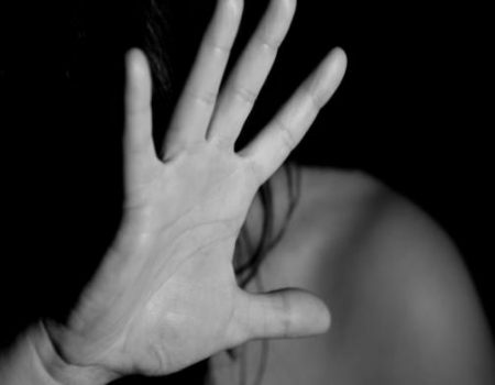 У Кропивницькому оперативно затримали чоловіка за спробу зґвалтування 17-річної дівчини