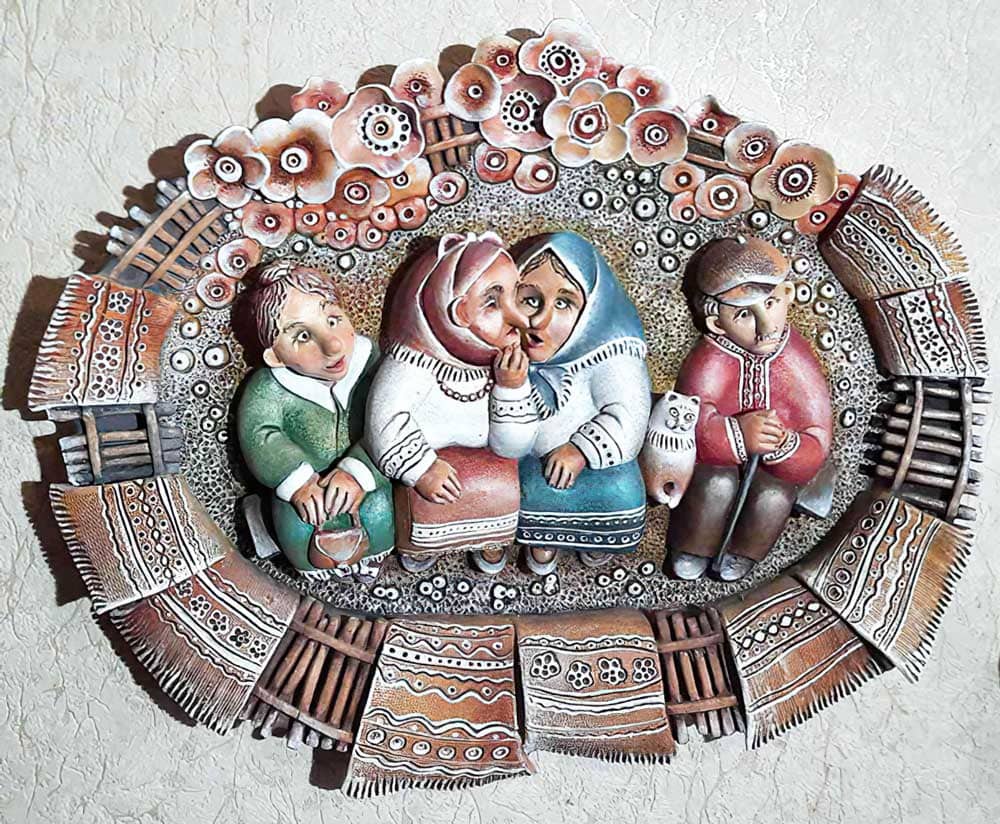 У Кропивницькому діє віртуальна виставка кераміки родини Фірсових