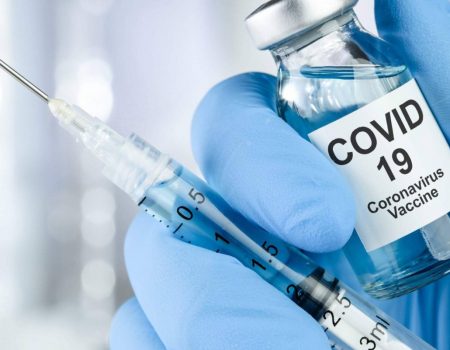 На вакцинацію від COVID-19 можна буде записатися онлайн та за номером телефону