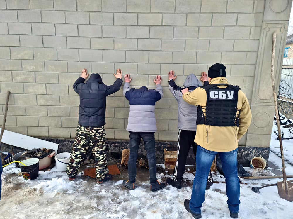 СБУ на Кіровоградщині припинила діяльність міжрегіонального наркоугруповання