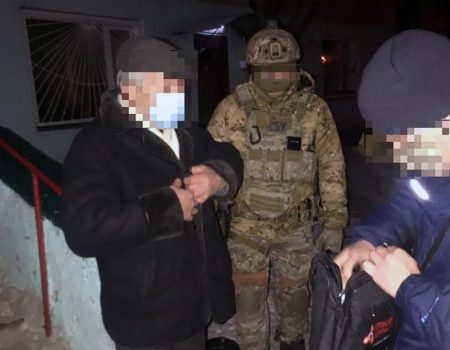 Підозрюваному в держзраді пенсіонеру з Кропивницького продовжили домашній арешт