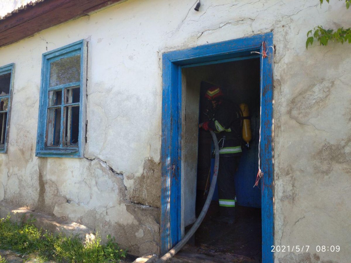 Кіровоградська область: під час пожежі в будинку знайшли тіло старенького господаря