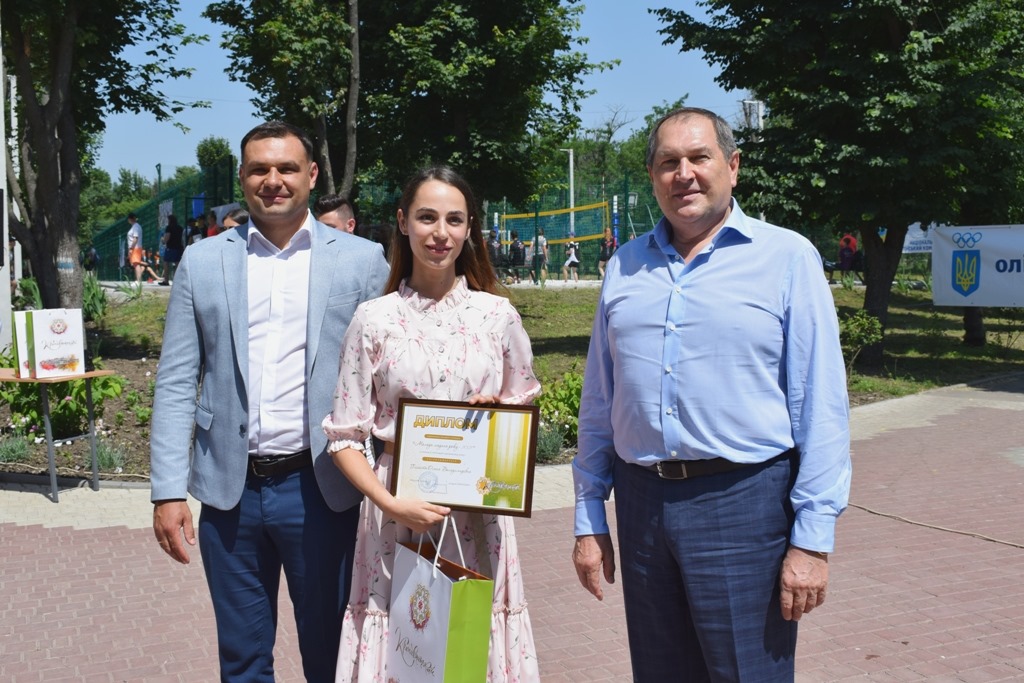 У Кропивницькому назвали імена лауреатів конкурсу «Молода людина року – 2021». ФОТО