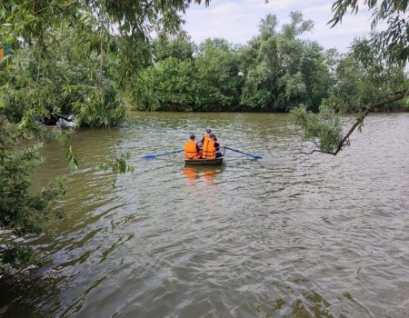 На вихідних на Кіровоградщині рятувальники двічі діставали тіла загиблих із водойм