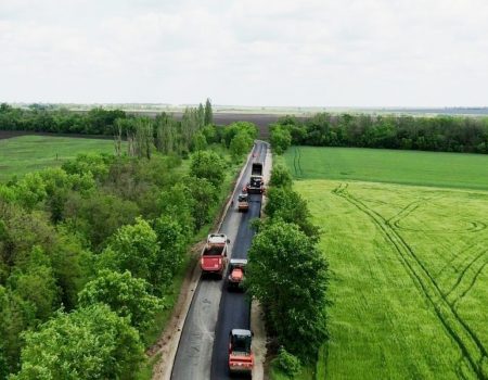 На Кіровоградщині ремонтують 27 дорожних об’єктів місцевого значення