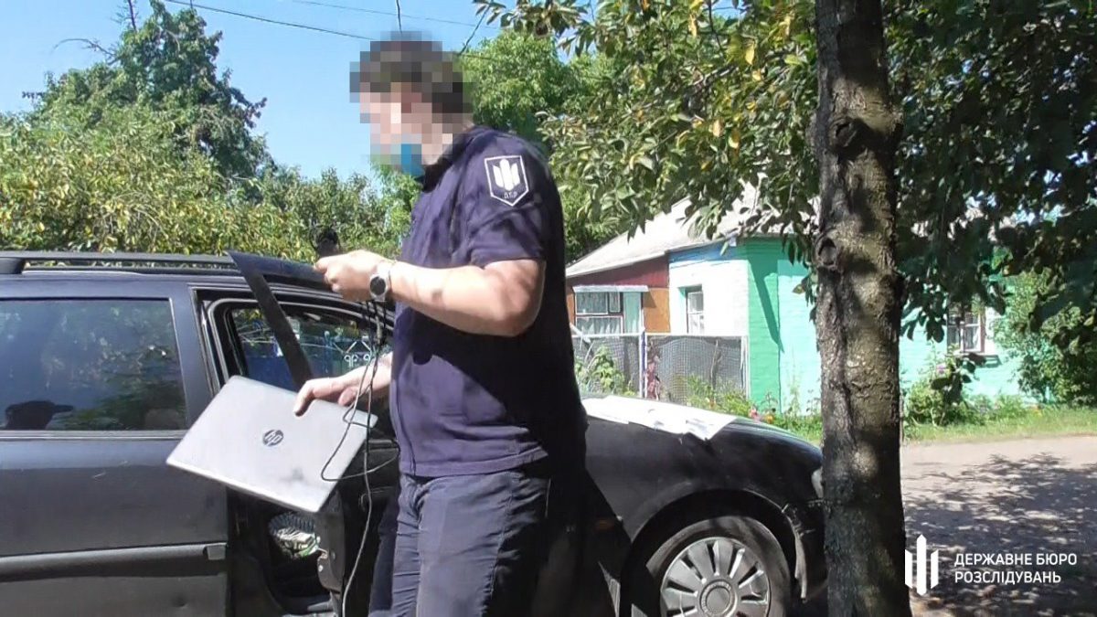 На Кіровоградщині поліцейський видавав себе за працівника СБУ й &#8220;дурив&#8221; на гроші. ФОТО