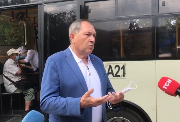 В суботу в автобусах вакцинуватимуть жителів мікрорайонів Арнатове, Масляниківка та Олексіївка