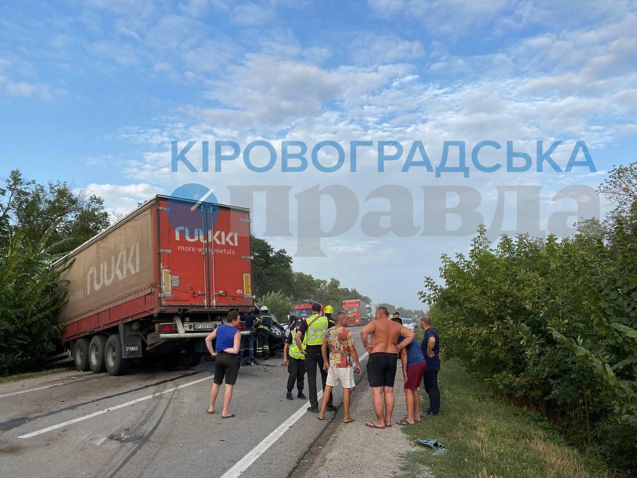 У ДТП біля Олександрії на Кіровоградщині загинуло 3 людей. ФОТО