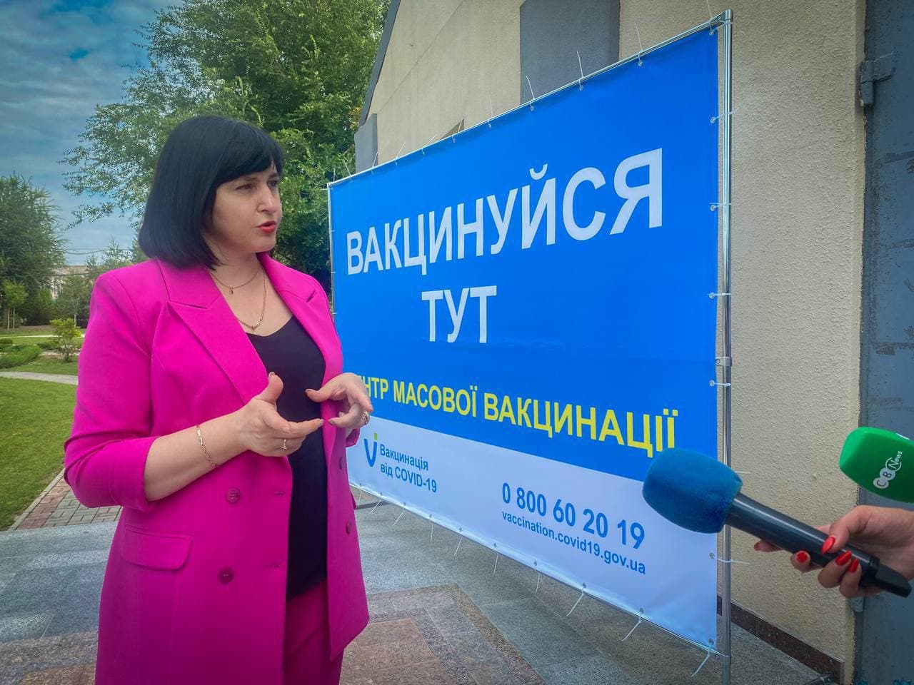 Голова Кіровоградської ОДА схвально оцінила організацію вакцинації тільки в 2 містах