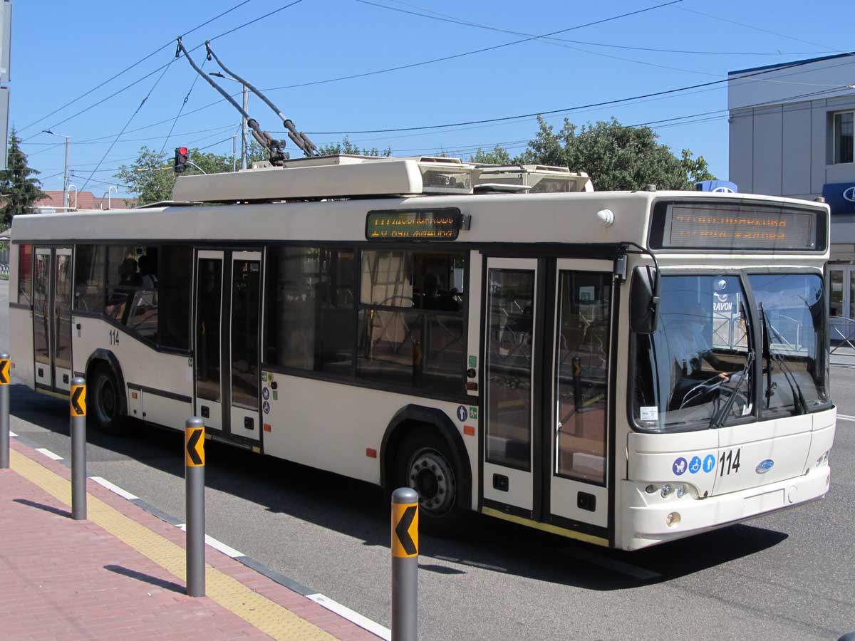 У Кропивницькому тролейбуси на трьох маршрутах тимчасово ходять за зміненою схемою