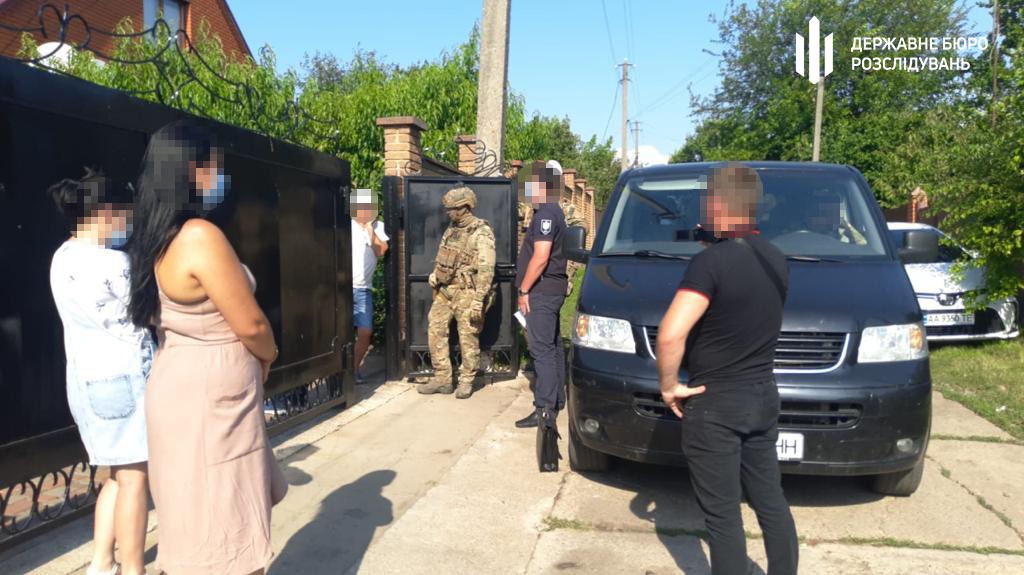 На Кіровоградщині затримали податківців і депутатів за вимагання 60 тисяч доларів