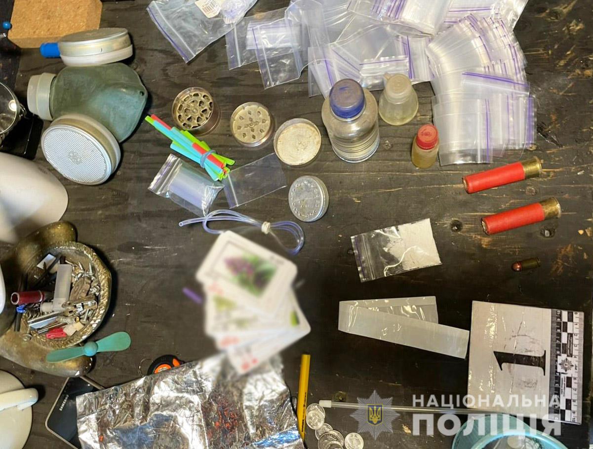На Кіровоградщині поліцейські ліквідували нарколабораторію. ФОТО