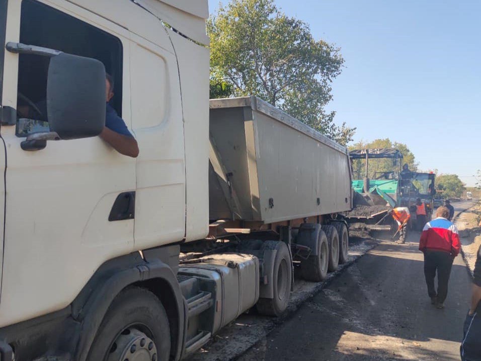 На Кіровоградщині триває ремонт дороги Компаніївка-Сасівка-Губівка-Калинівка