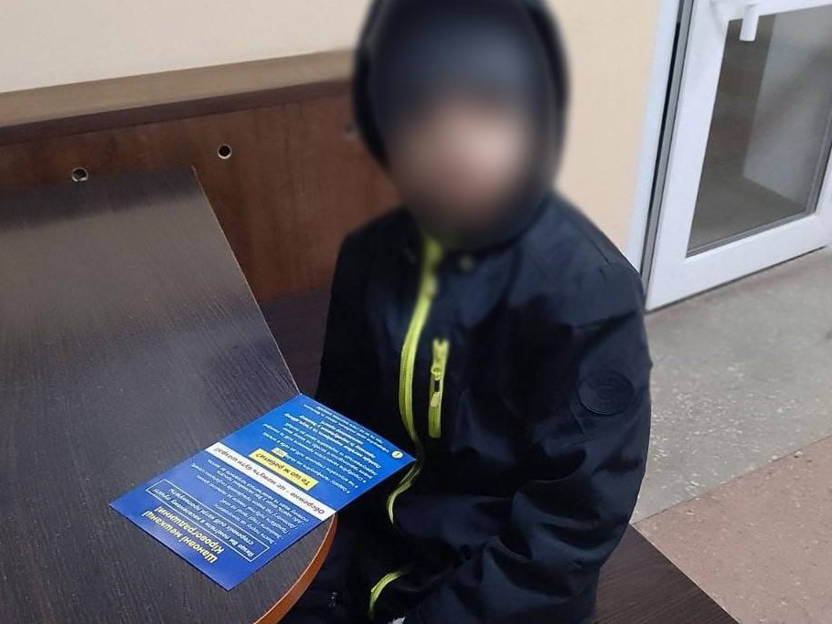 10-річного хлопчика з Полтавщини знайшли на Кіровоградщині. ФОТО