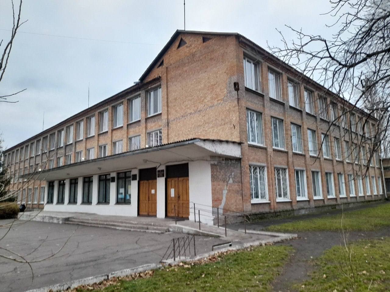 Кіровоградщина: у Добровеличківці капітально відремонтують школу. ФОТО