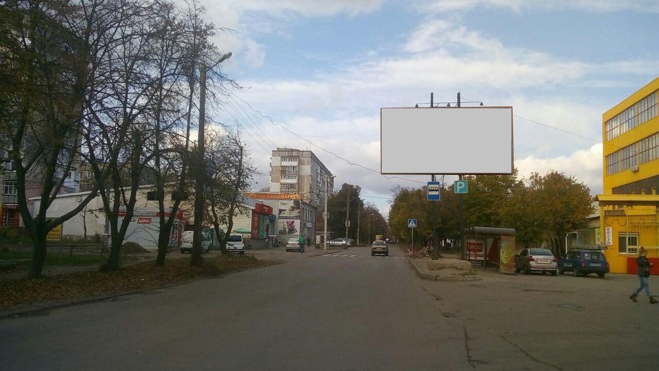 У Кропивницькому виконком розгляне питання про демонтаж 16 білбордів однієї з агенцій