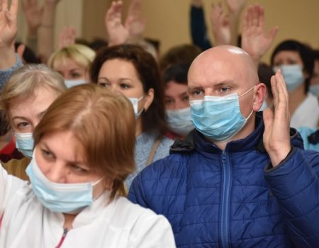 Колектив обласної станції переливання крові обрав 3-ох членів комісії, що визначатиме директора закладу
