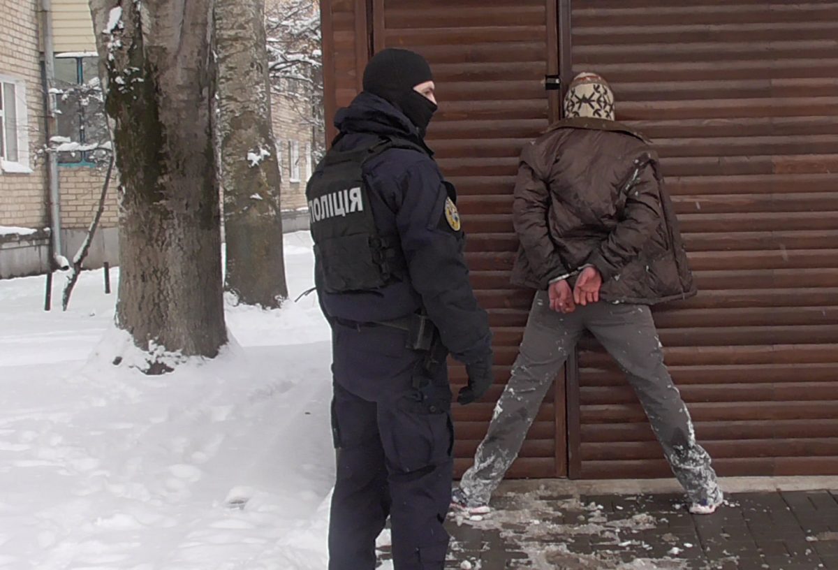 31-річний житель Кропивницького намагався продати за 500 гривень бойову гранату. ФОТО