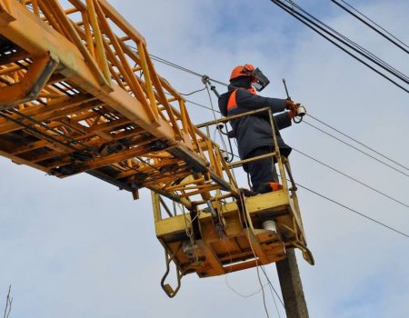 На Кіровоградщині смертельно вразило струмом електромонтера