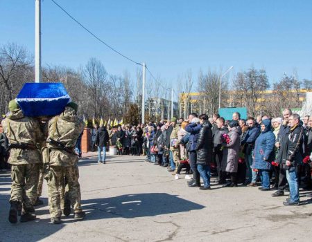 На Кіровоградщині попрощалися з сімома загиблими в Канатовому