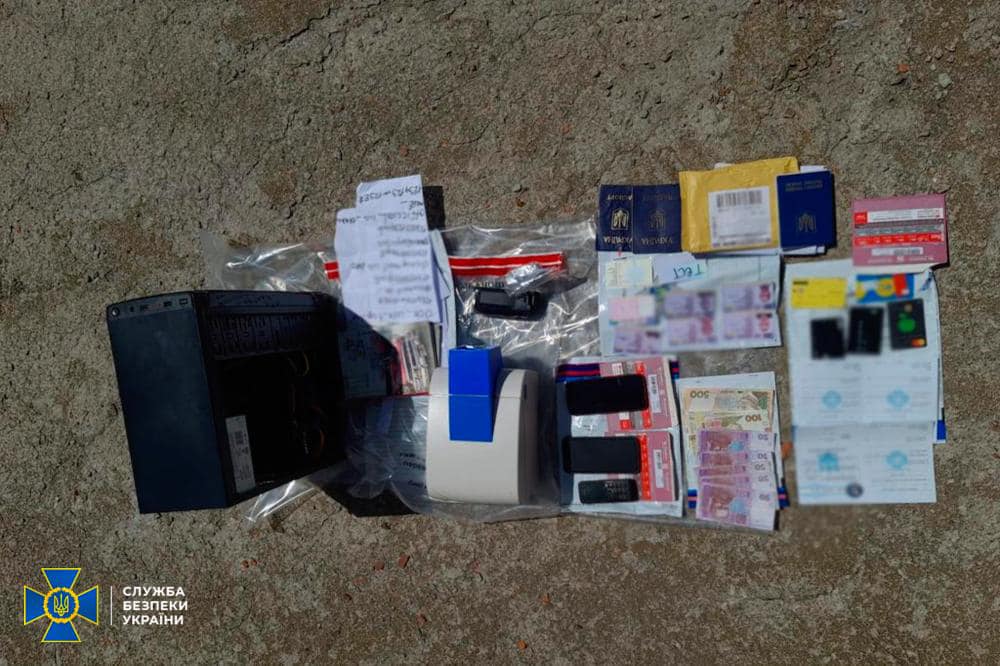 Кіровоградщина: олександрієць за підробними паспортами переправляв до ЄС чоловіків призовного віку