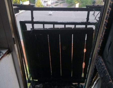 Через куріння у Кропивницькому горів балкон на 9-ому поверсі багатоповерхівки. ФОТОФАКТ