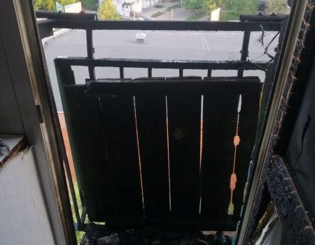 Через куріння у Кропивницькому горів балкон на 9-ому поверсі багатоповерхівки. ФОТОФАКТ