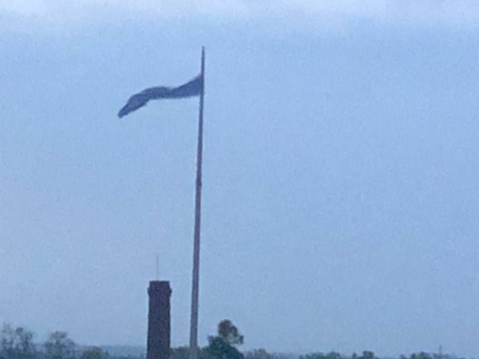 Розірваний стихією найбільший прапор Кіровоградщини сьогодні ж замінять на новий